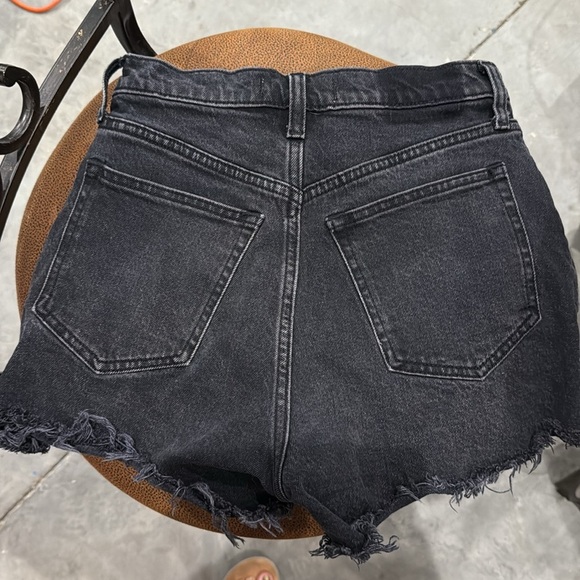Abercrombie & Fitch Black Jean Shorts Frayed Hem - Picture 3 of 3
